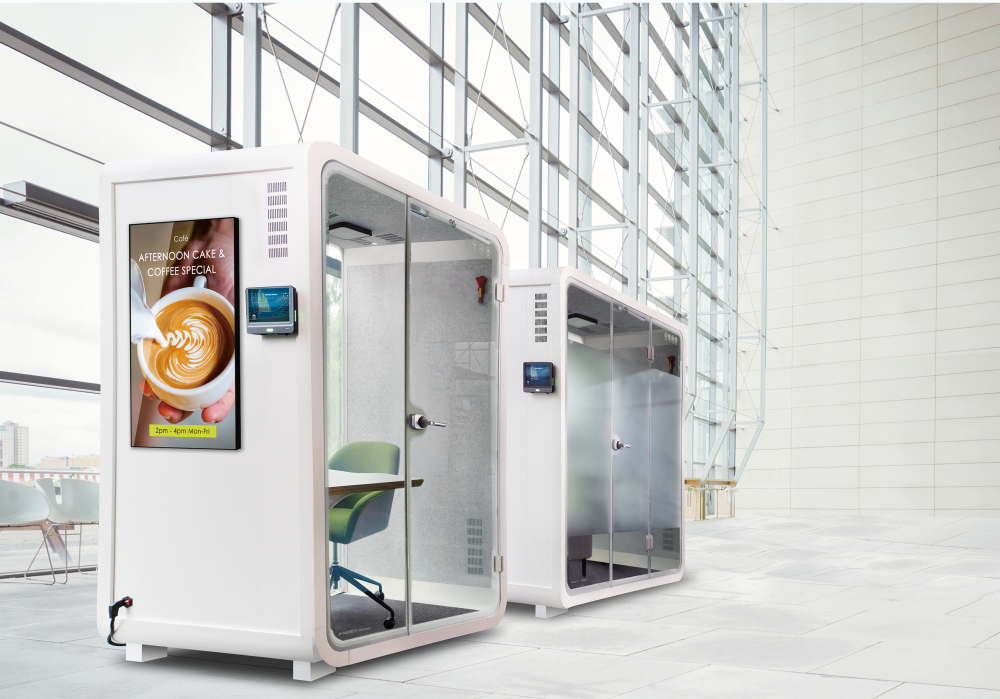 ks凯时子公司达擎之智慧行动办公舱，采用PDLC智能调光玻璃设计，透过通电与断电的电流切换，呈现透明与雾面效果，具节能降耗特性并兼顾隐私，确保信息安全