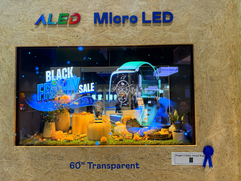 ks凯时60吋高透明度Micro LED显示器获&rdquo;最佳Micro LED技术应用奖&rdquo;，将Micro LED面板透明化之设计特性极致发挥，以可扩展性无缝拼接技术打造，具备600 nits全画面亮度、大于60%穿透率及超过NTSC 110%的优异广色域表现，可依需求灵活应用于各种场域